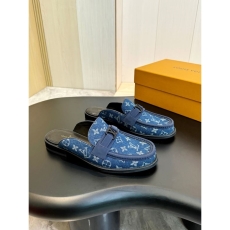 Louis Vuitton Slippers